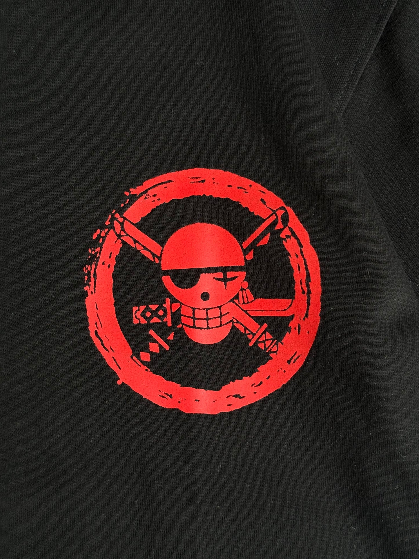 BLACK ONE PIECE BACKPRINT TSHIRT