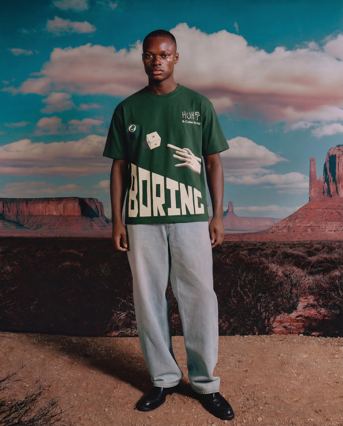 GREEN BORING 8 CUBE TSHIRT