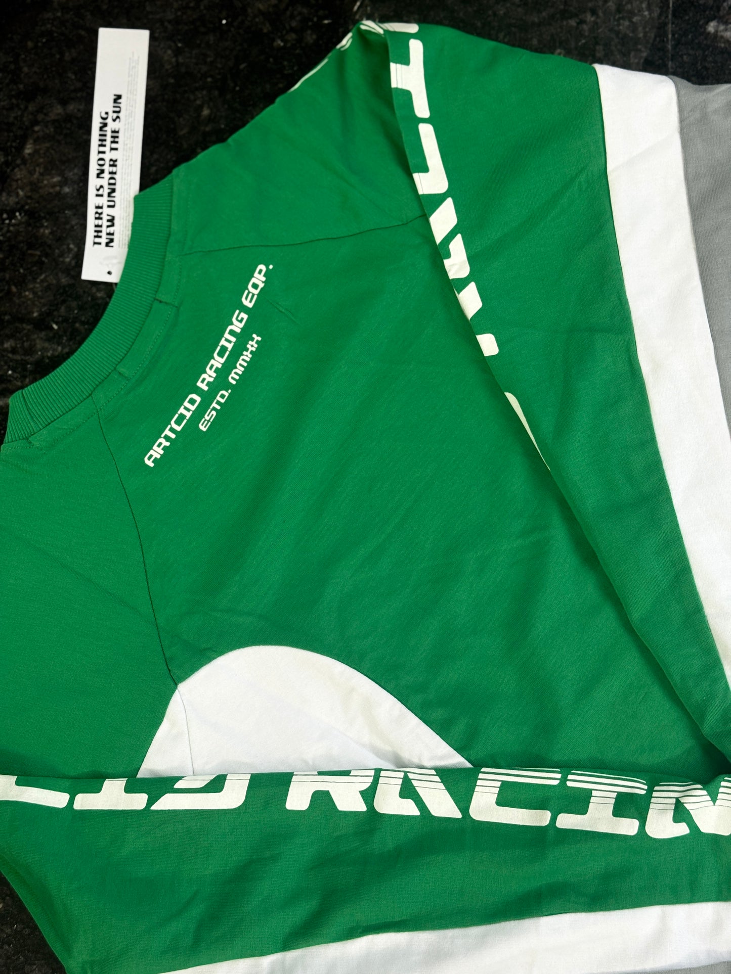 GREEN CUTTENS ARTCID FULL SLEEVE TSHIRT