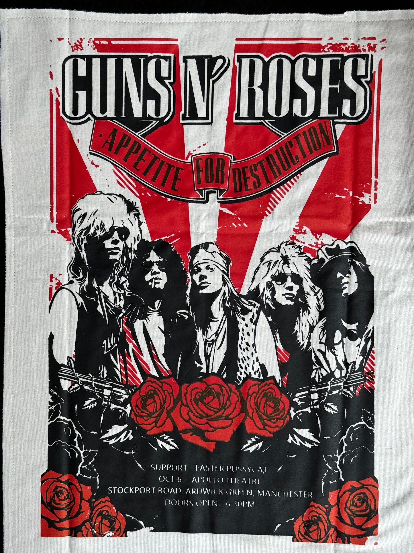 BLACK GUNS AND ROSES PATCH TSHIRT
