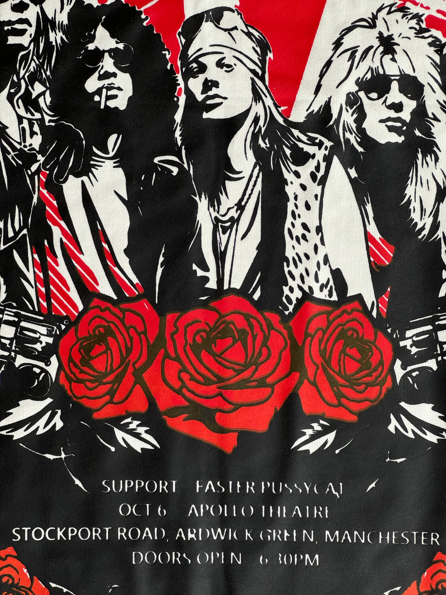 BLACK GUNS AND ROSES PATCH TSHIRT