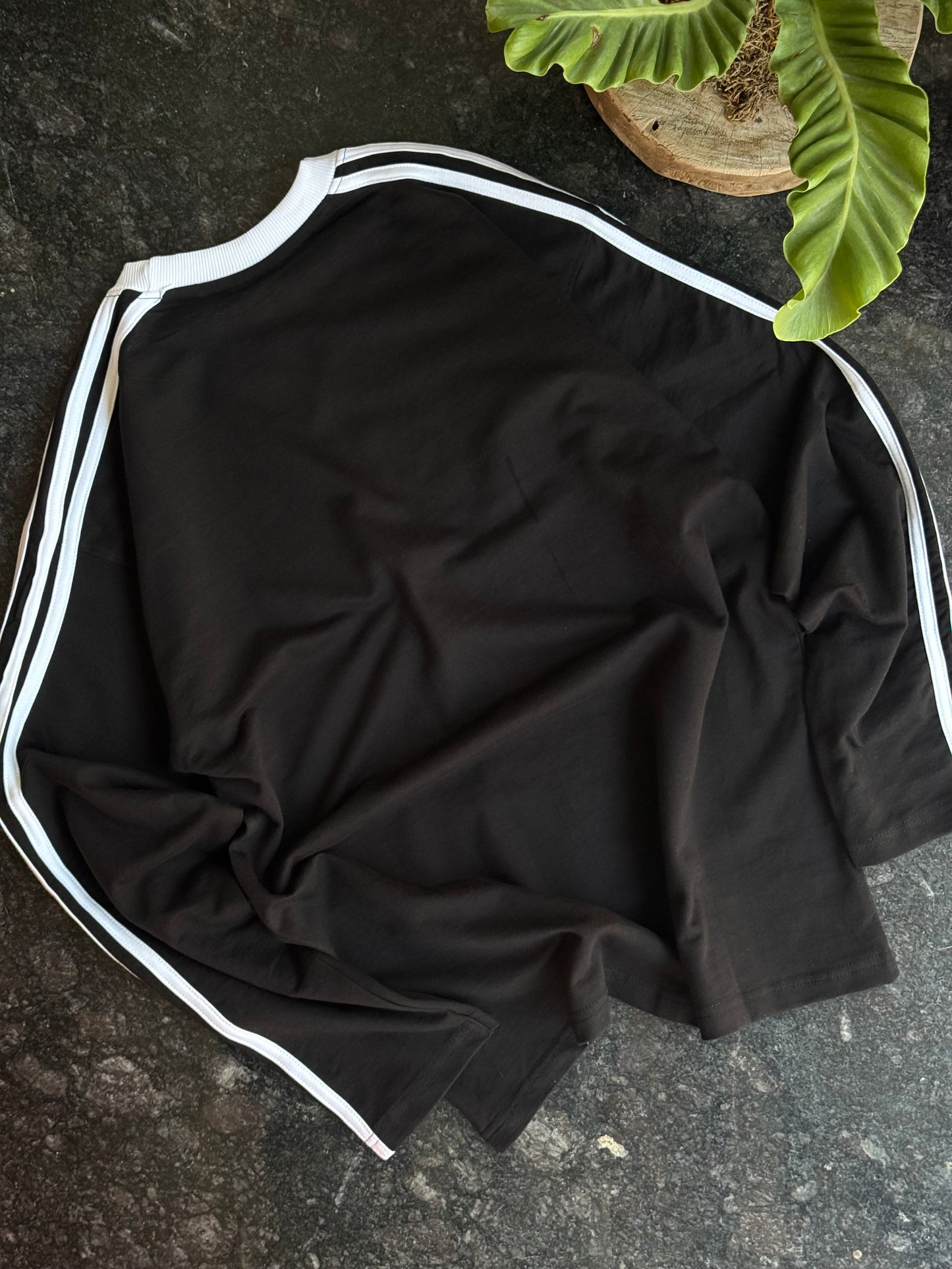 BLACK MANCHESTER UNITED JERSEY