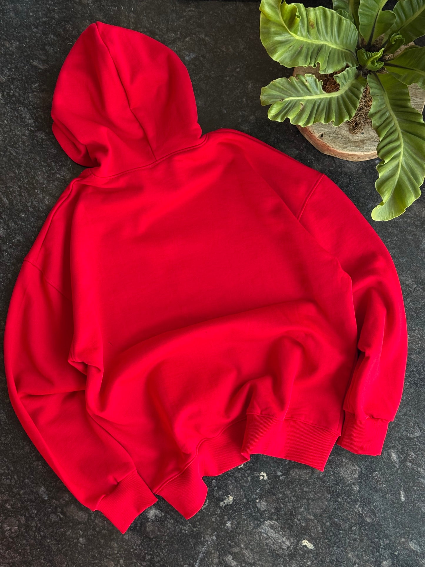 RED ESSENTIAL OVERSIZE HOODIE