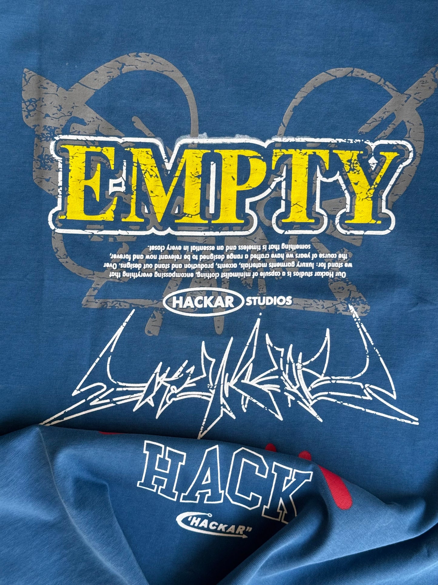 EMPTY BLUE FRONT PRINT OVERSIZED TSHIRT