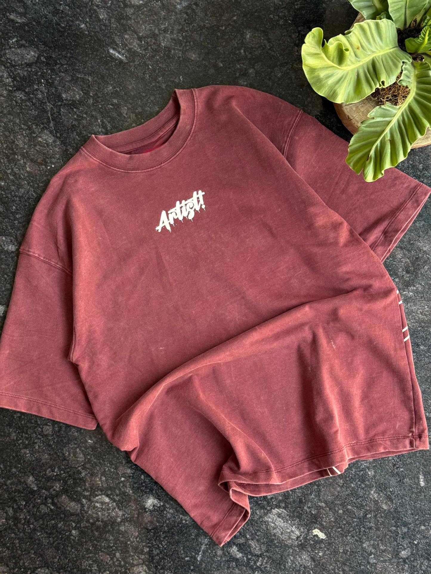 ARTIST MAROON ACID TSHIRT