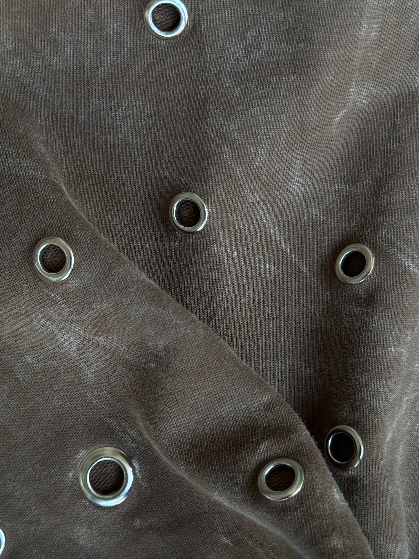 STUDDED BROWN ACID TSHIRT