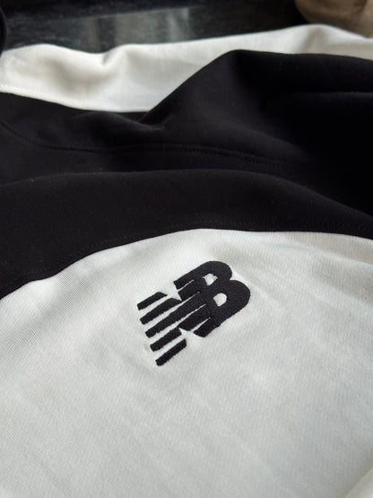 NEW BALANCE BLACK WHITE HOODIE