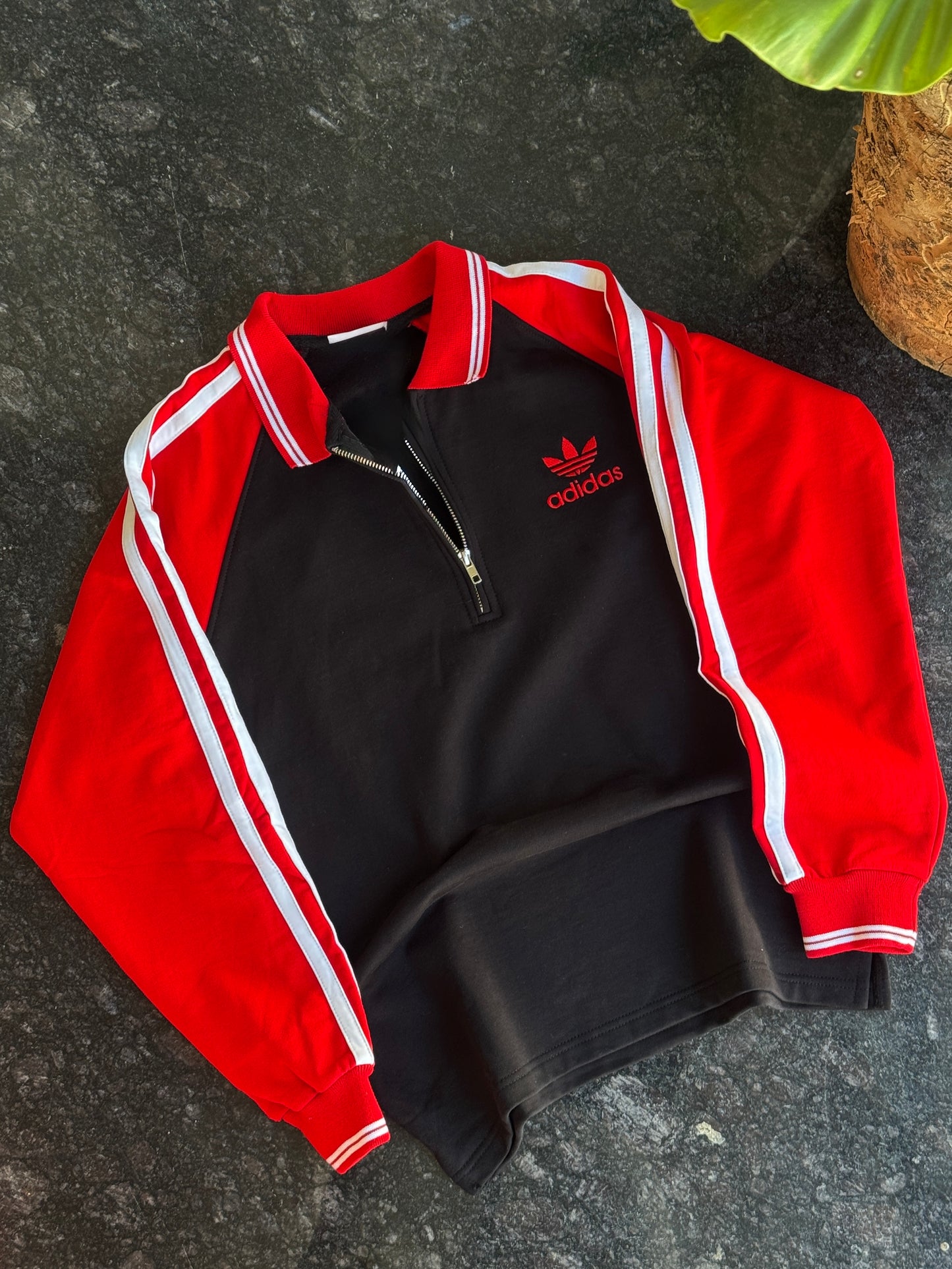 ADIDAS BLACK & RED SWEATSHIRT POLO