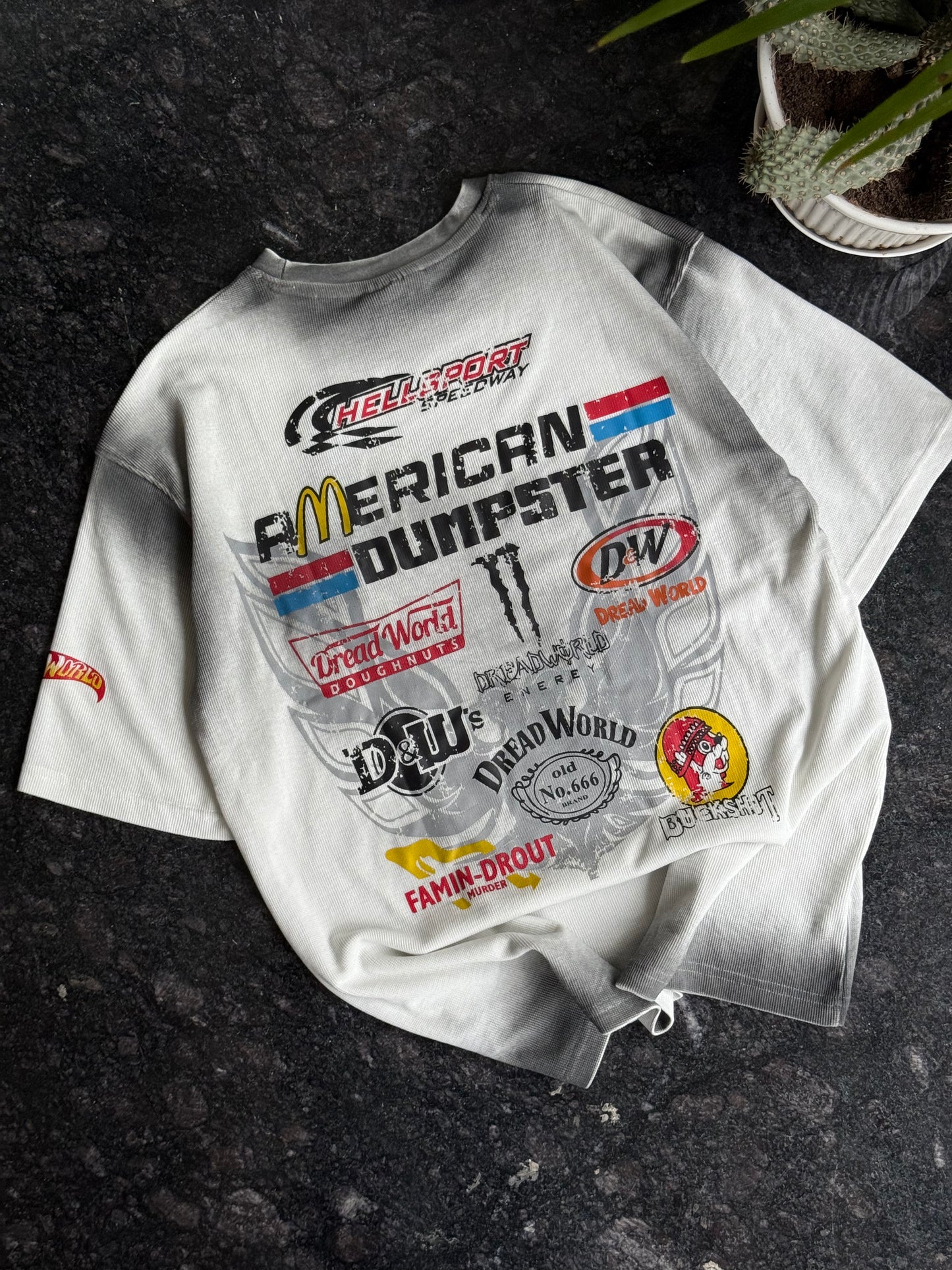 WHITE SPRAY AMERICAN RACING TSHIRT