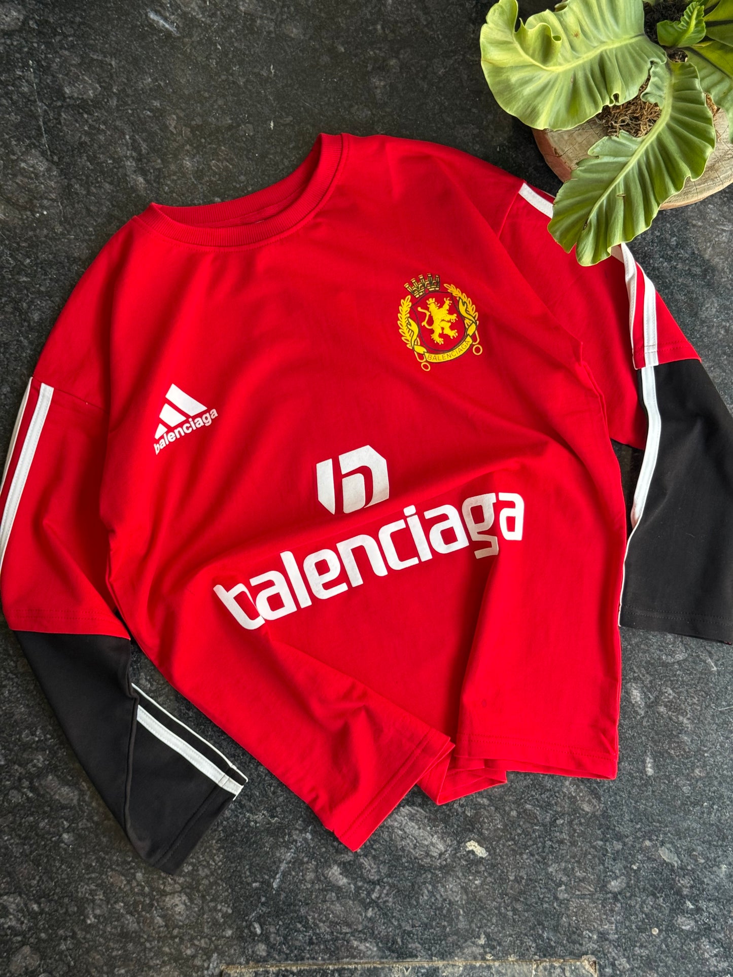 BALENCIAGA FULL SLEEVE OVERSIZED JERSEY TSHIRT