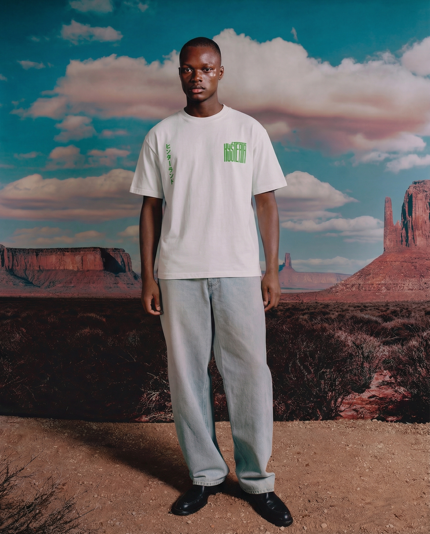 WHITE HYSTERIA OVERSIZED TSHIRT