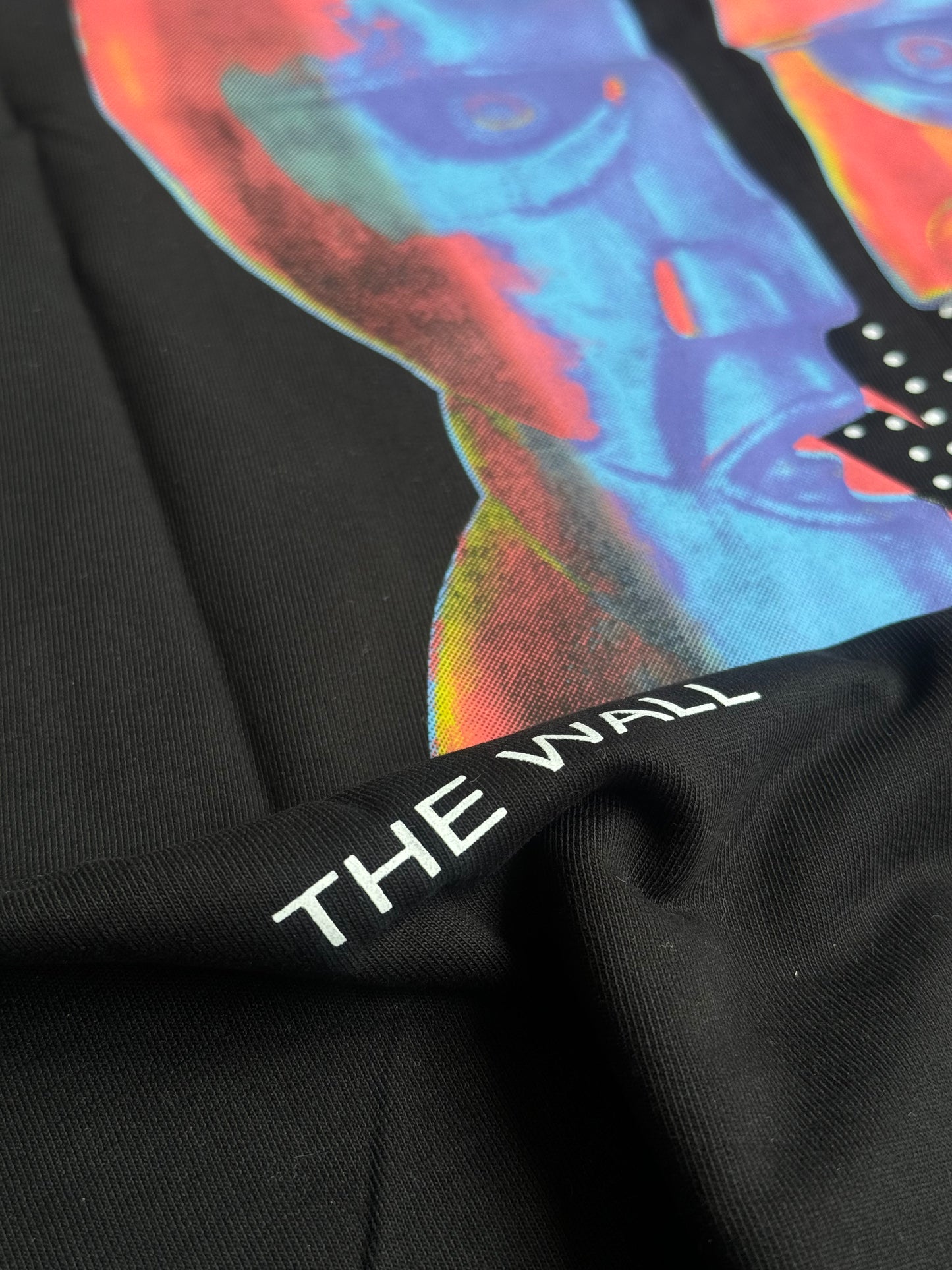 BLACK PINK FLOYD TSHIRT