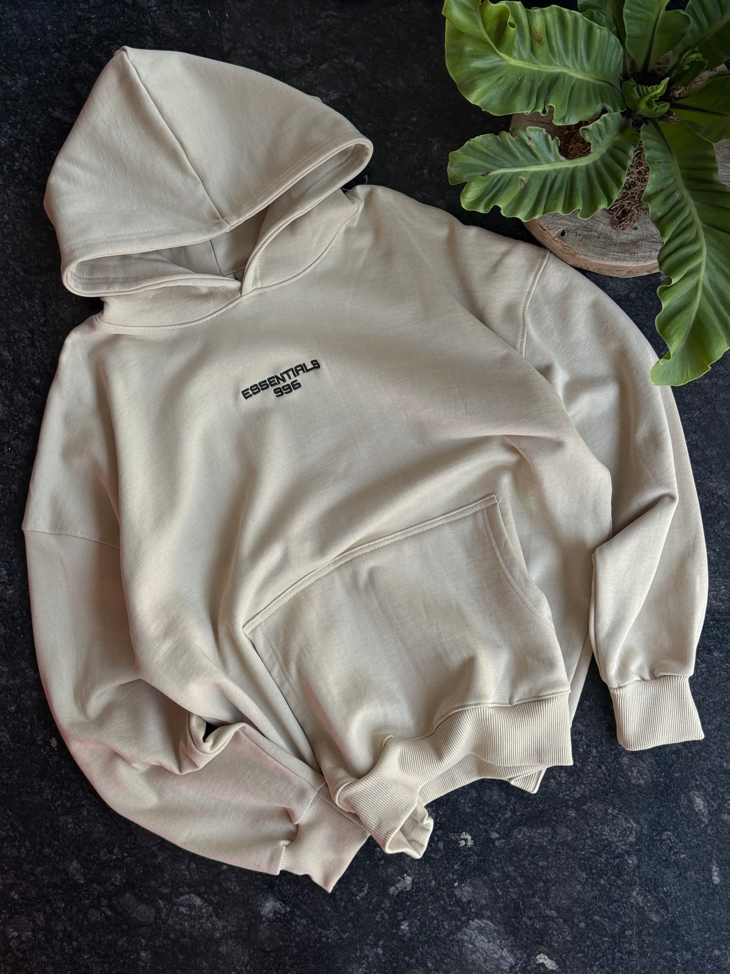 BEIGE ESSENTIAL OVERSIZE HOODIE