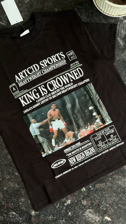 BLACK KING IS CROWNED GRAPHIC PRINT TSHIRT